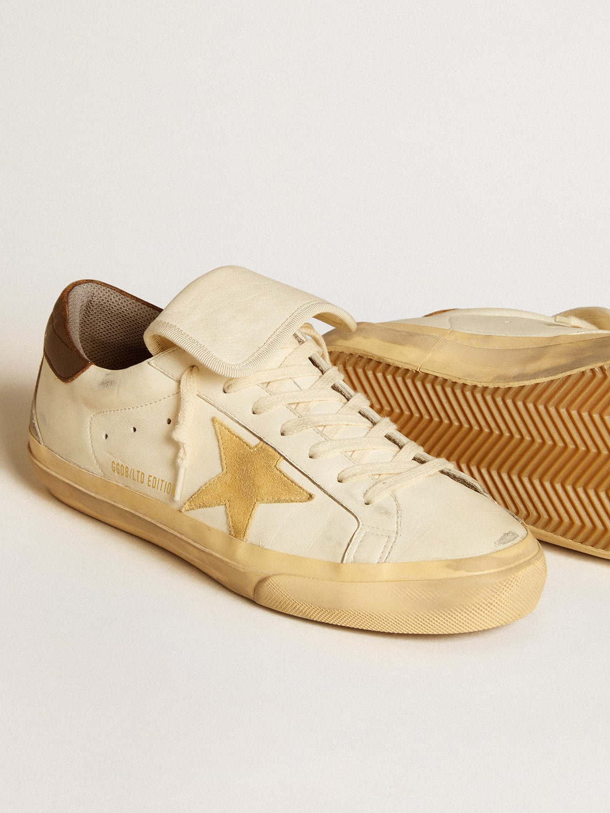 Golden Goose - Super-Star Uomo LTD in nappa con stella in suede e talloncino marrone in 