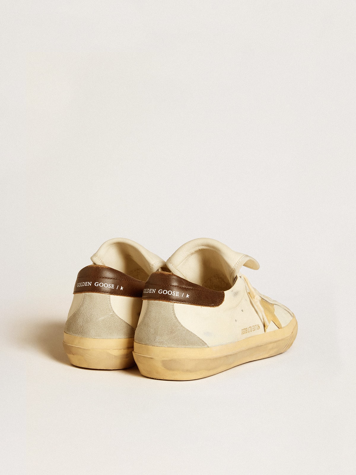 Golden Goose - Super-Star Uomo LTD in nappa con stella in suede e talloncino marrone in 