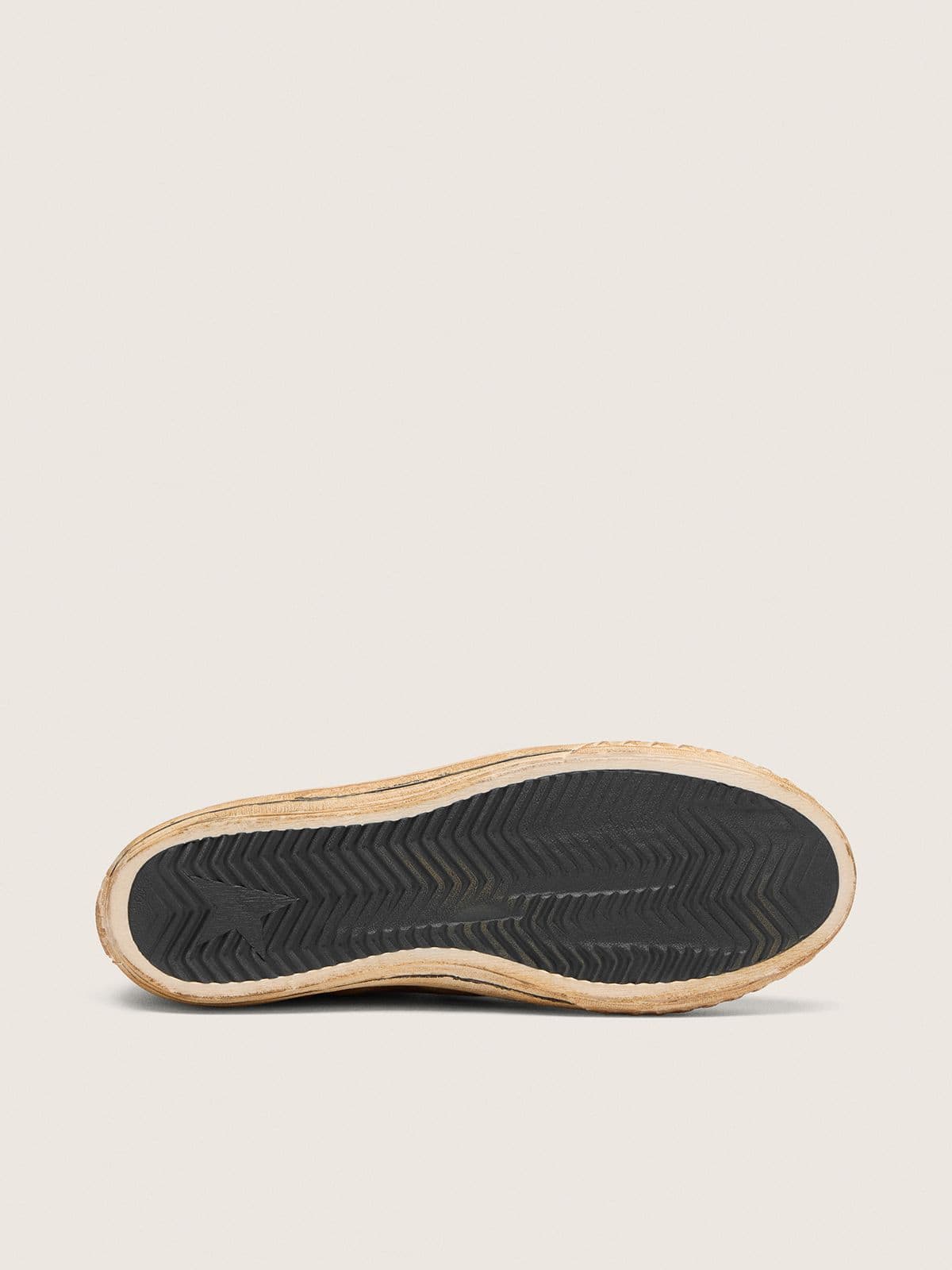 Golden Goose - Super-Star LTD uomo in suede tabacco con stella nera tallone animalier in 