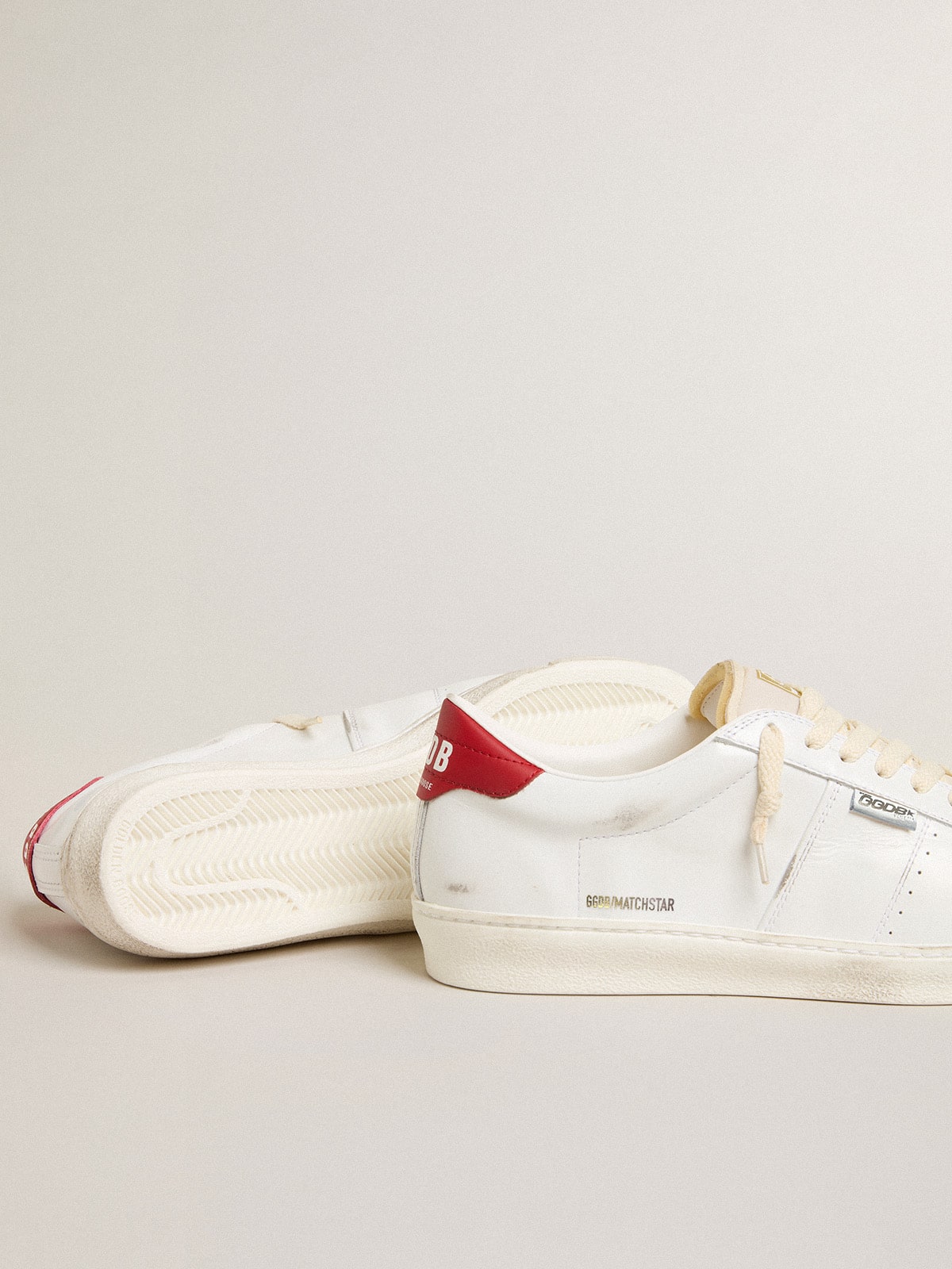 Golden Goose - Matchstar de piel brillante blanca con refuerzo del talón de piel brillante roja in 