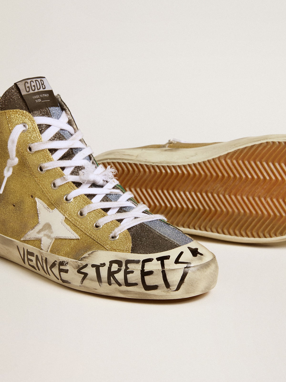 Golden Goose - Men’s Francy LAB in golden glitter with white leather star  in 