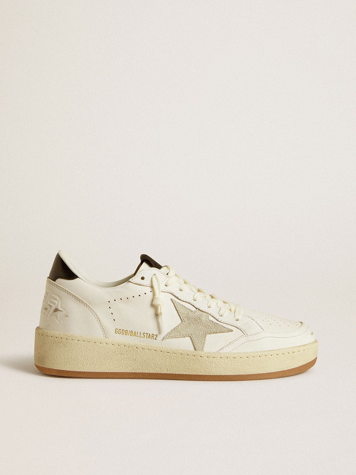 Golden Goose - Ball Star 2 with ice-gray suede star and glossy black leather heel tab in 