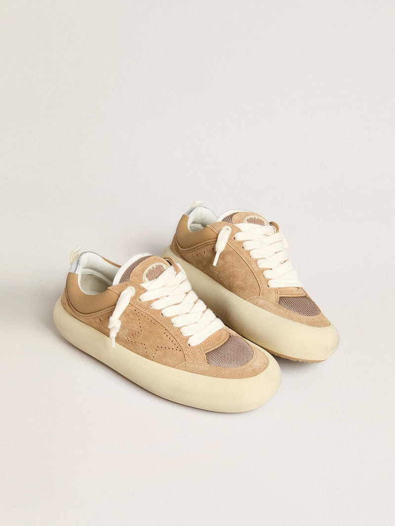 Golden Goose - Space-Star Cube Uomo in suede tabacco con stella traforata in 