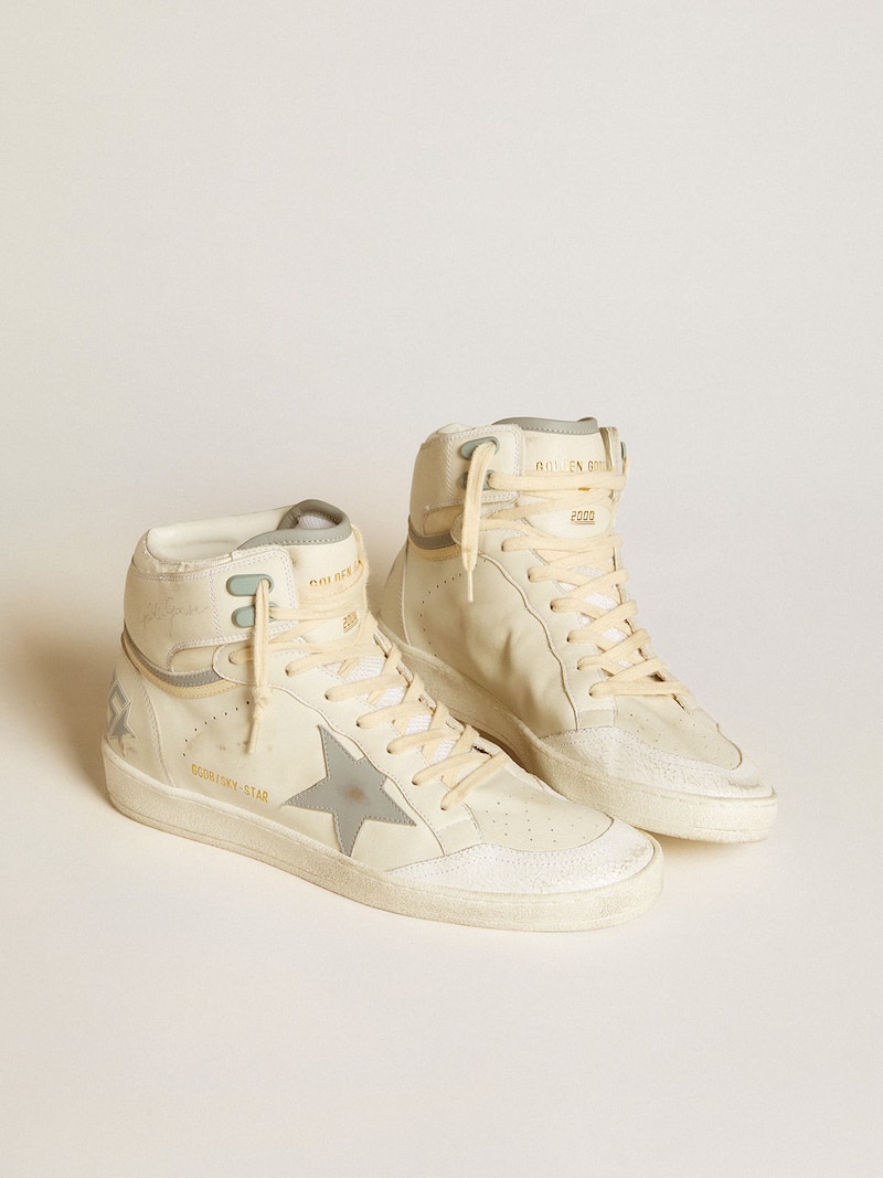 Golden Goose - Sky-Star pour homme en cuir avec &eacute;toile en cuir bleu et contrefort blanc in 