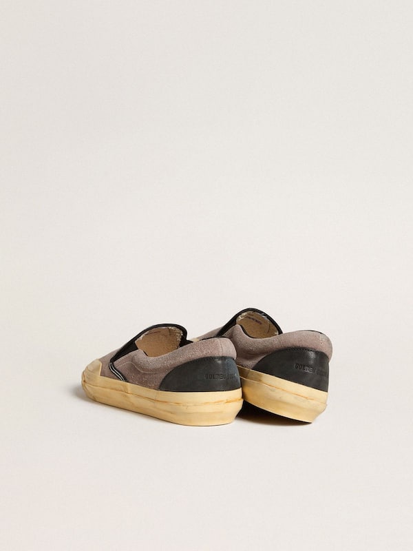Golden Goose - Men's VCE Penstar in dove-gray suede with black leather heel tab in 
