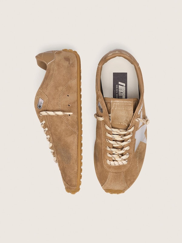 Golden Goose - Men's Marathon Speed with tobacco suede upper and silver star in 