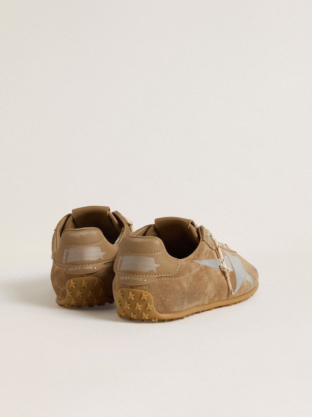 Golden Goose - 남성 토바코 스웨이드 어퍼 & 실버 스타 마라톤 스피드 in 