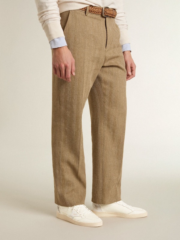 Golden Goose - Ball Star LTD in cream with white suede star and metallic silver leather heel tab in 