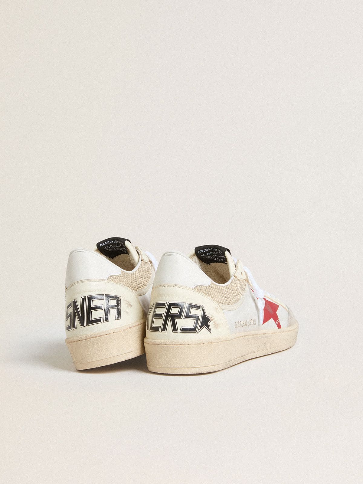 Golden Goose - Ball Star in nylon e rete bianca con stella in nylon rossa e talloncino in pelle bianca in 