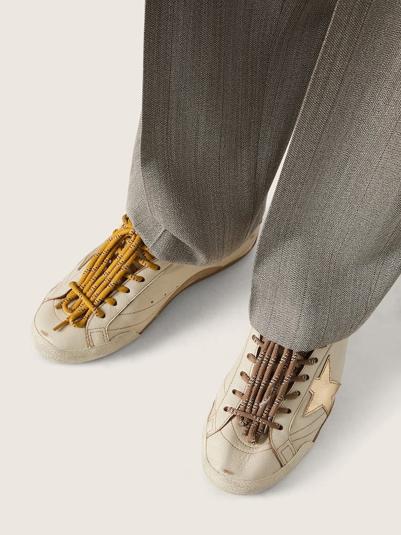 Golden Goose - Men's True-Star in white nappa leather with gold foiled leather star and beige suede heel tab in 
