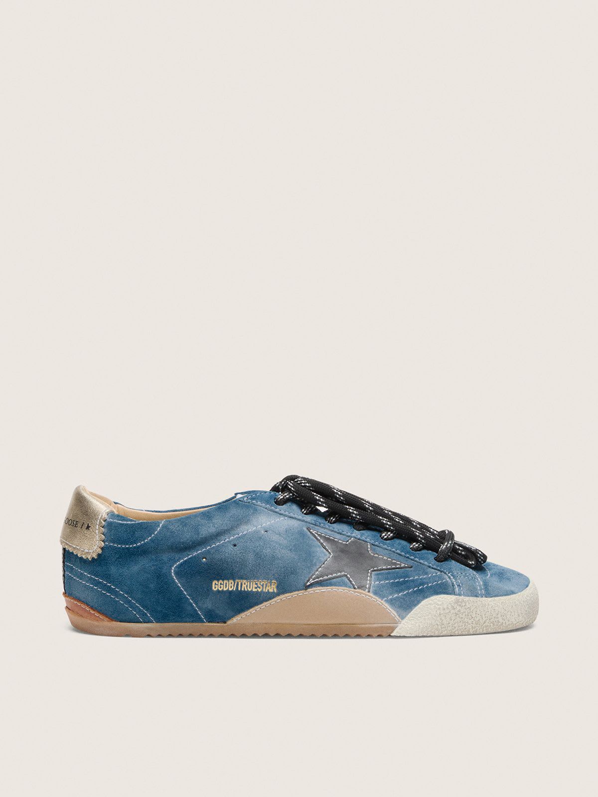 True-Star pour homme en cuir velours bleu canard avec étoile noire et contrefort crème — Golden Goose