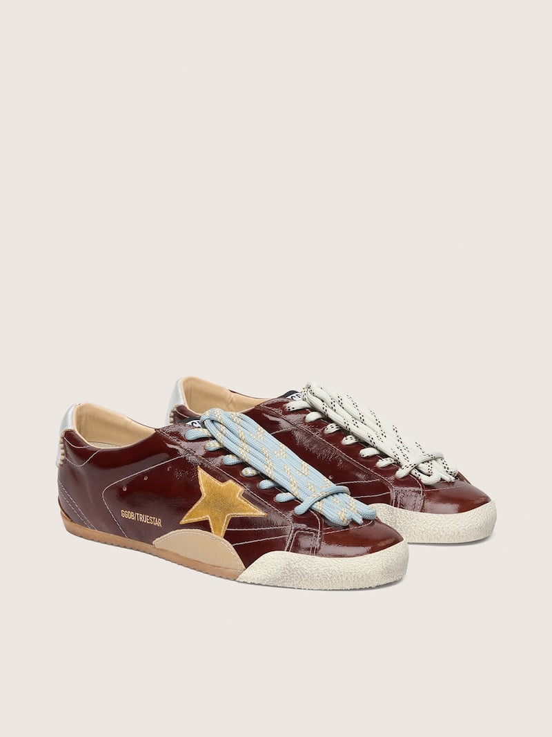 Golden Goose - True-Star Uomo in naplak bordeaux con stella in suede e talloncino in nappa argento in 