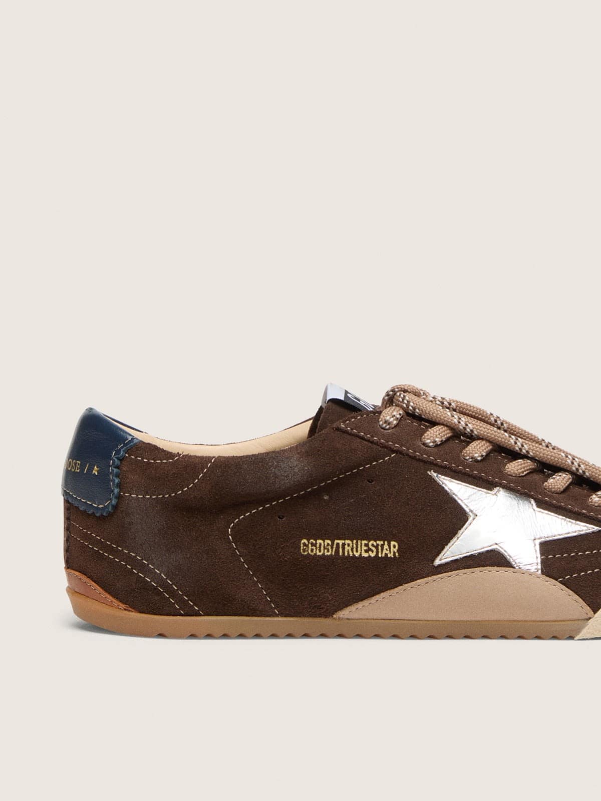 Golden Goose - True-Star homme en cuir velours marron avec &eacute;toile argent&eacute;e in 