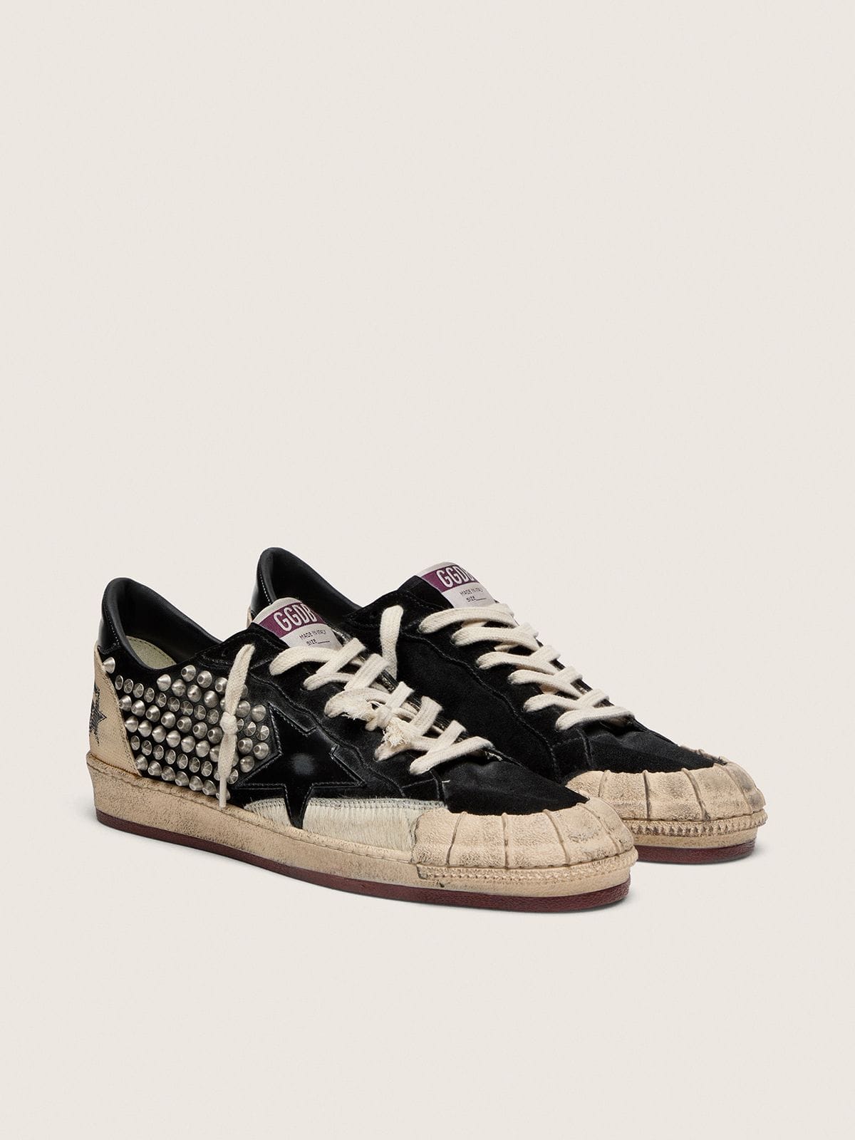 Golden Goose - Ball-Star LAB メンズ スエード（ブラック） スタッズ＆シャイニーレザースター（ブラック） in 
