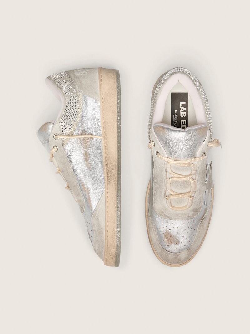 Golden Goose - Ball Star uomo in pelle laminata argento con stella grigio chiaro e inserti con Swarovski in 