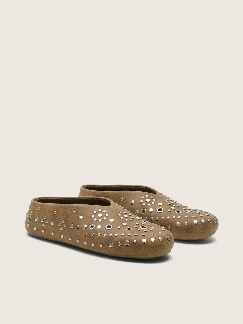 Golden Goose - Tierra Herren aus kakifarbenem Rauleder mit silberfarbenen Nieten in 