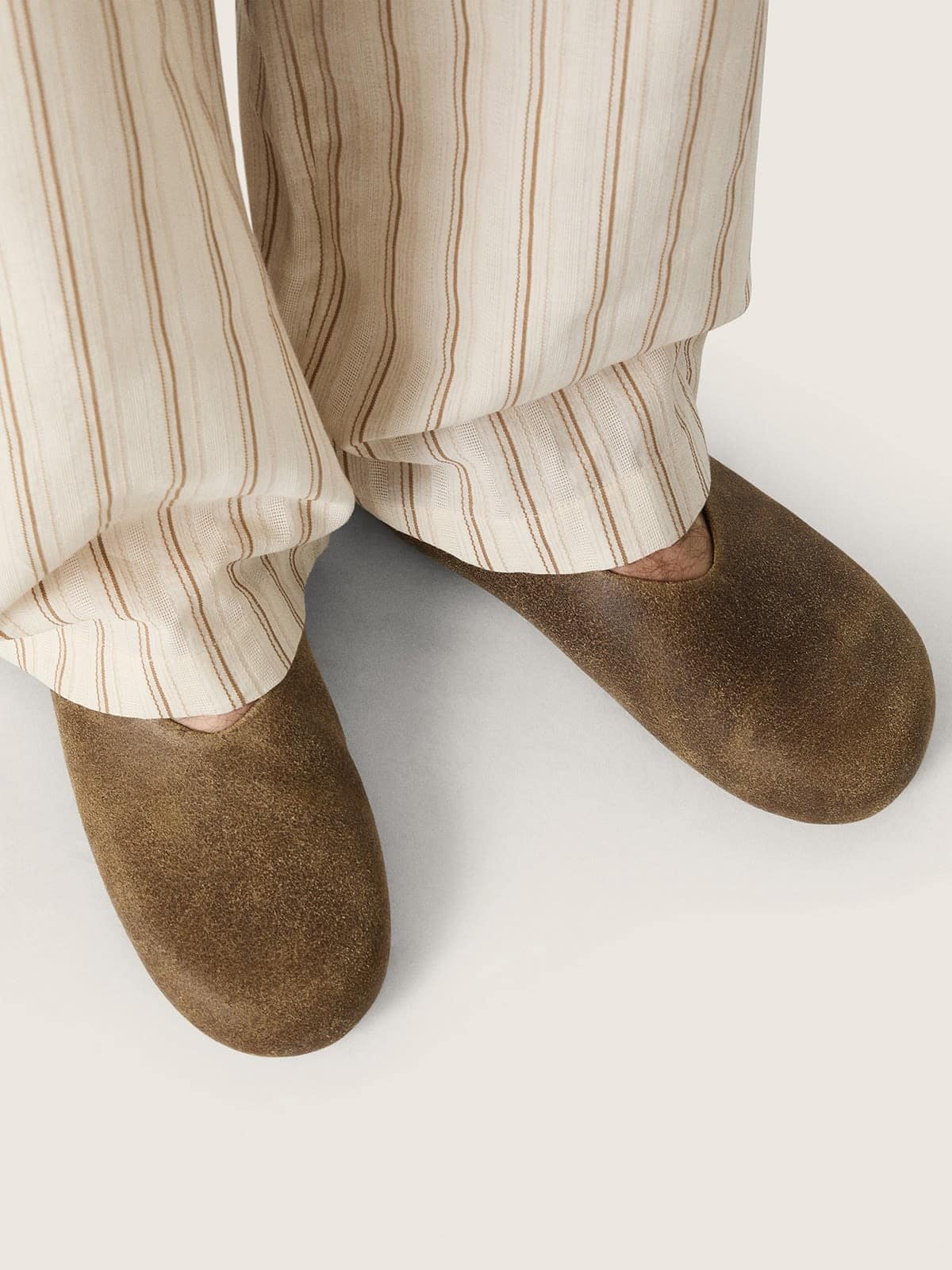 Golden Goose - Tierra Herren aus kakifarbenem Rauleder in 