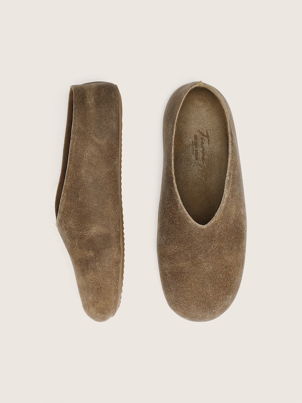 Golden Goose - Men&rsquo;s Tierra in khaki suede in 
