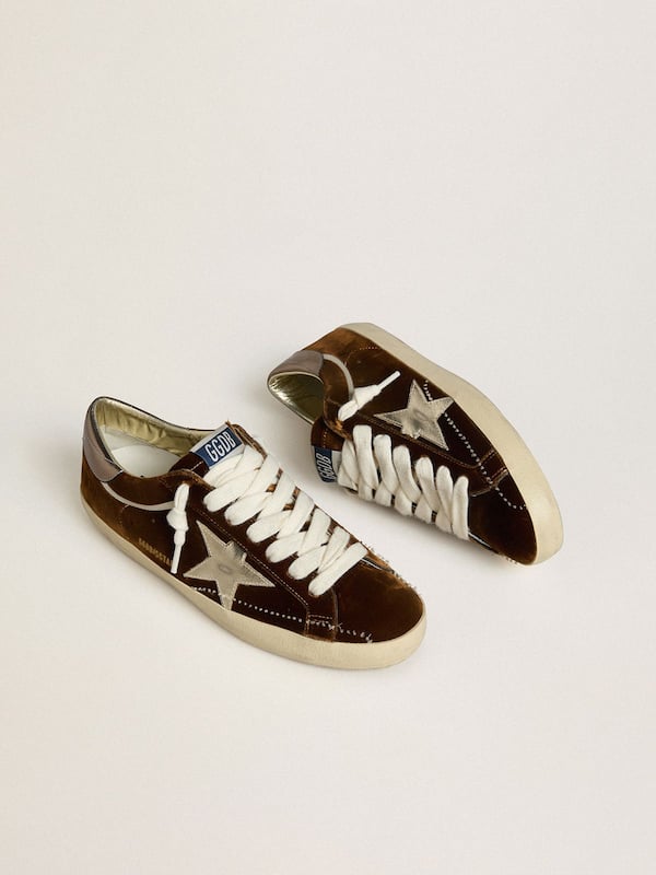Men's Super-Star in cognac velvet with metallic leather star and heel tab