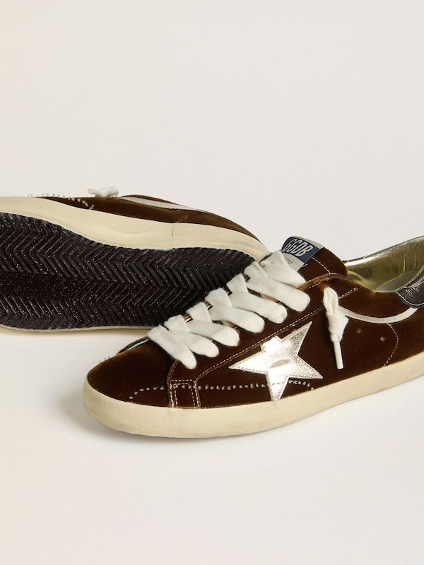Men's Super-Star in cognac velvet with metallic leather star and heel tab