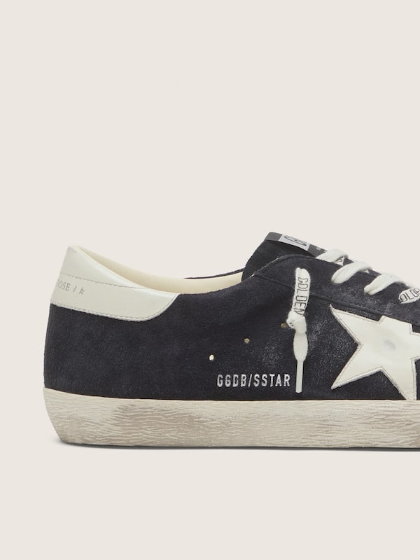 Golden Goose - Men&rsquo;s Super-Star in dark blue suede with white star in 