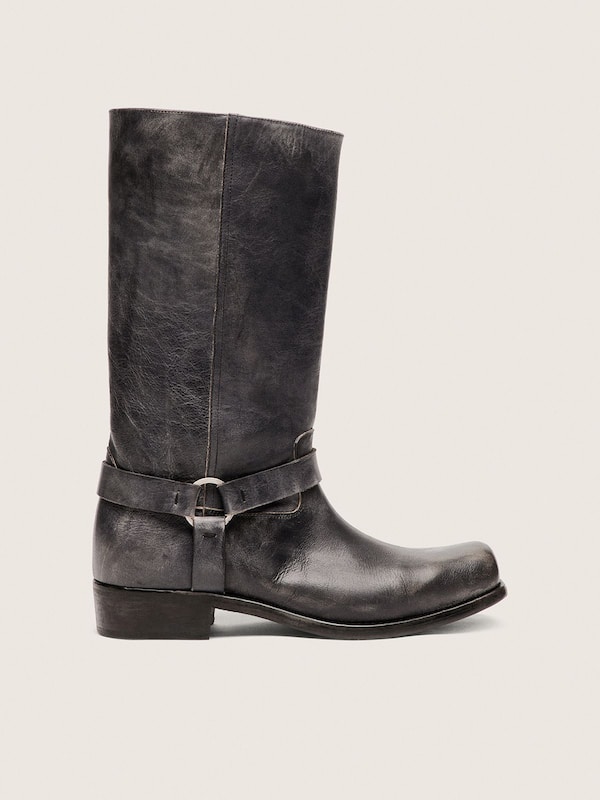 Golden Goose - Men's high Biker boots in black leather with strap and silver-colored buckle in 