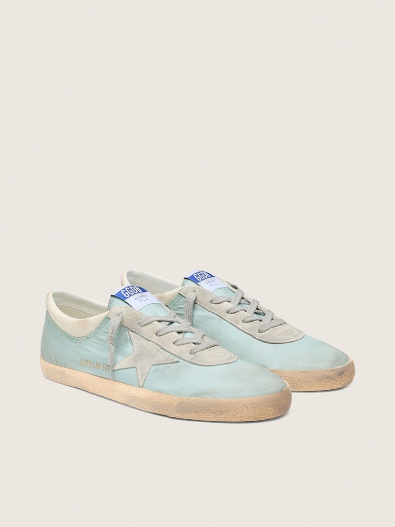 Golden Goose - Super-Star homme en nylon vert clair avec &eacute;toile en cuir velours gris clair in 
