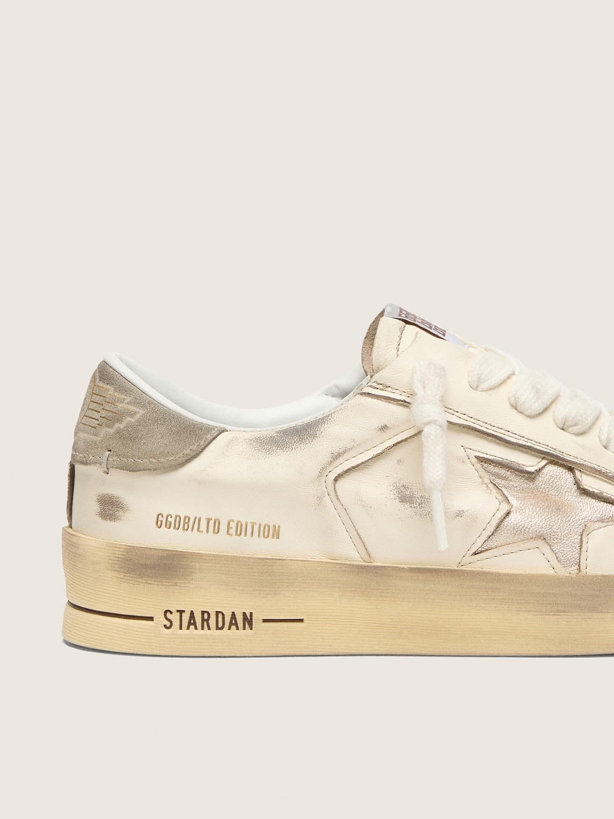 Golden Goose - Stardan LTD masculino de suede e napa branca com estrela dourada in 