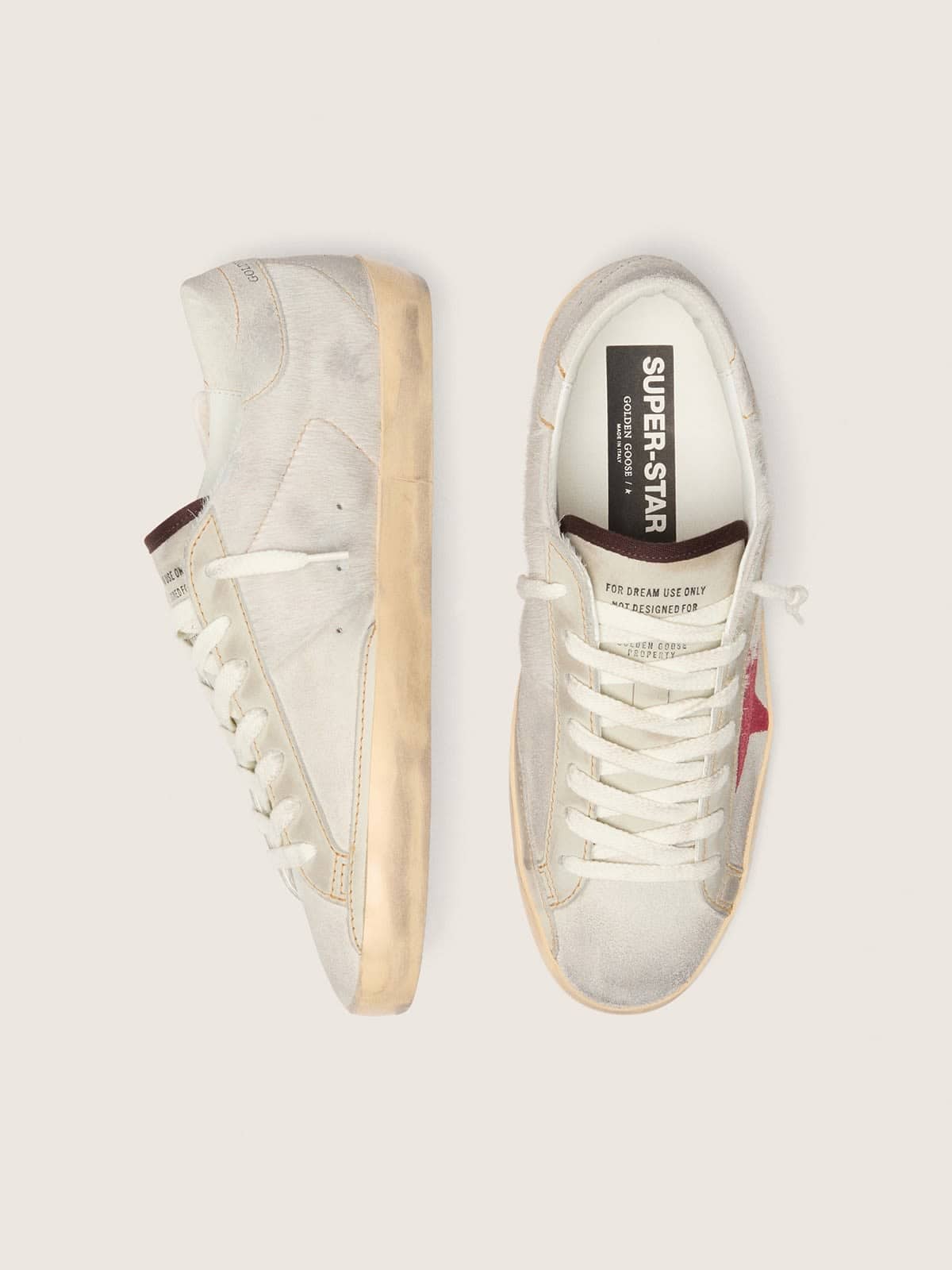 Golden Goose - Super-Star LTD de hombre de piel efecto potro blanco con estrella de ante rojo in 