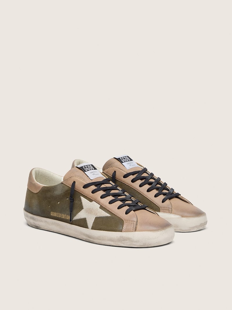Golden Goose - Super-Star LTD pour homme en cuir velours vert olive avec &eacute;toile brod&eacute;e cr&egrave;me in 