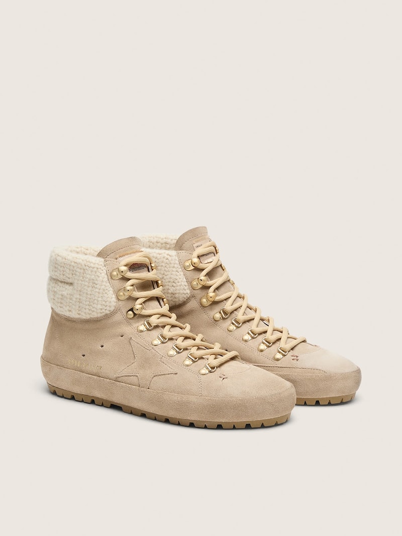 Golden Goose - Francy Herren aus beigem Suede mit farblich abgestimmtem Stern und Strickrand am Einstieg in 