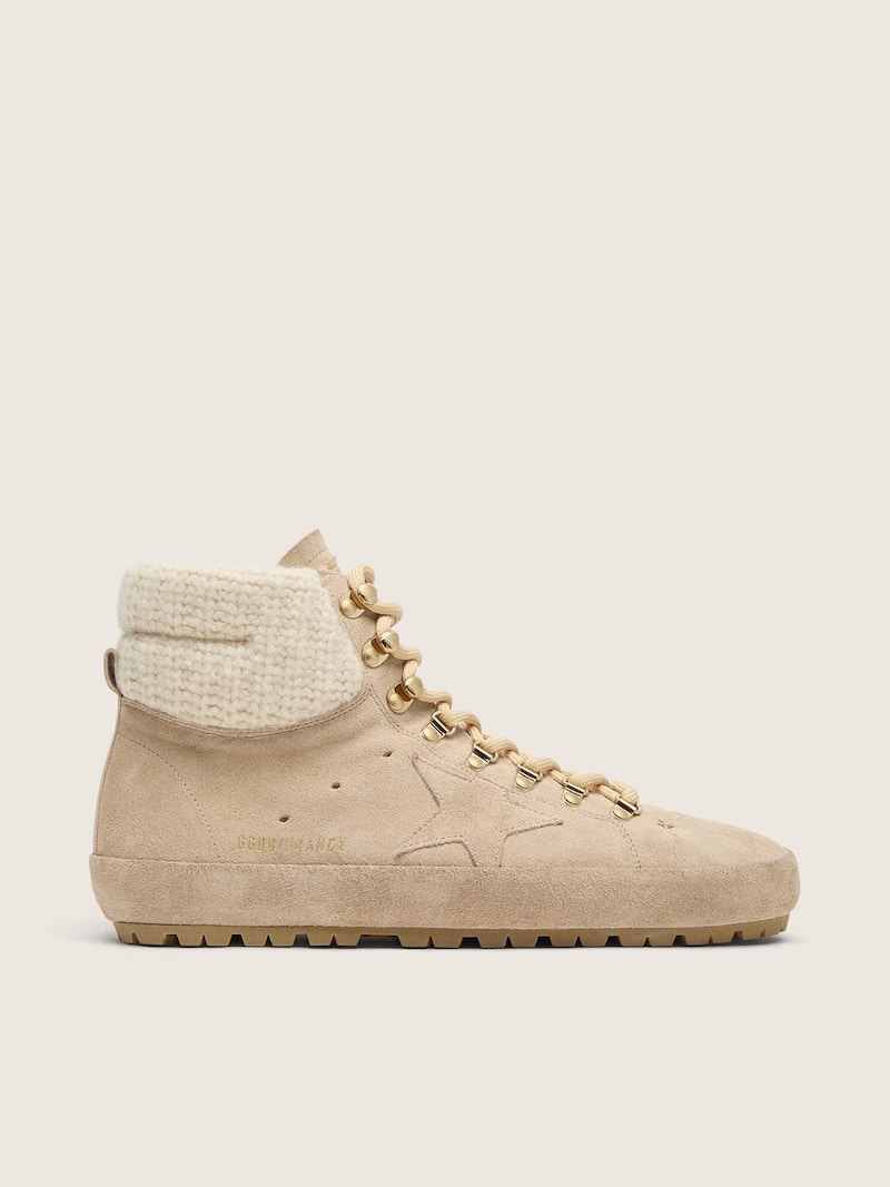 Golden Goose - Francy Herren aus beigem Suede mit farblich abgestimmtem Stern und Strickrand am Einstieg in 