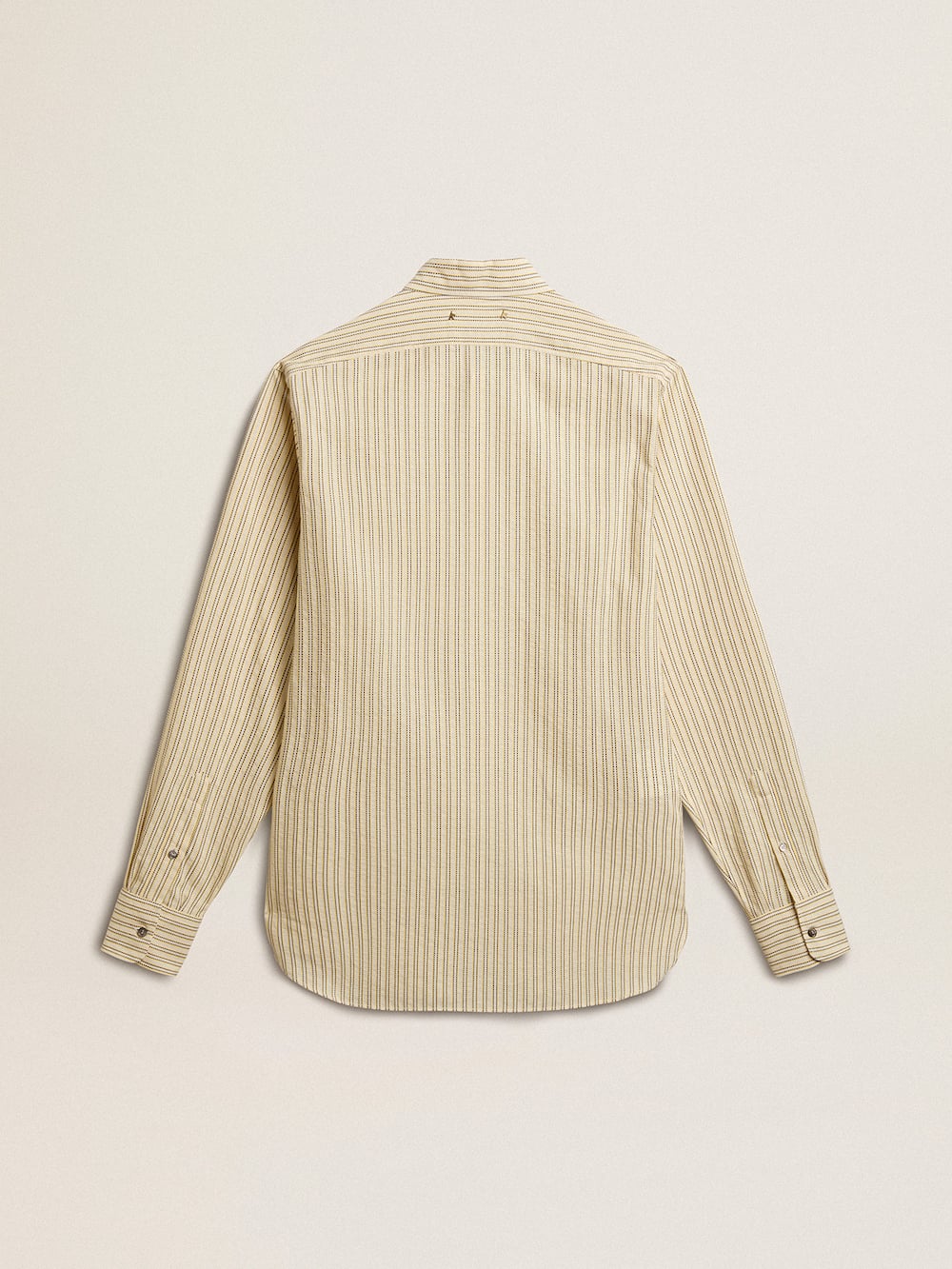 Golden Goose - Camicia da uomo color ecrù in cotone con motivo a righe sottili nere in 