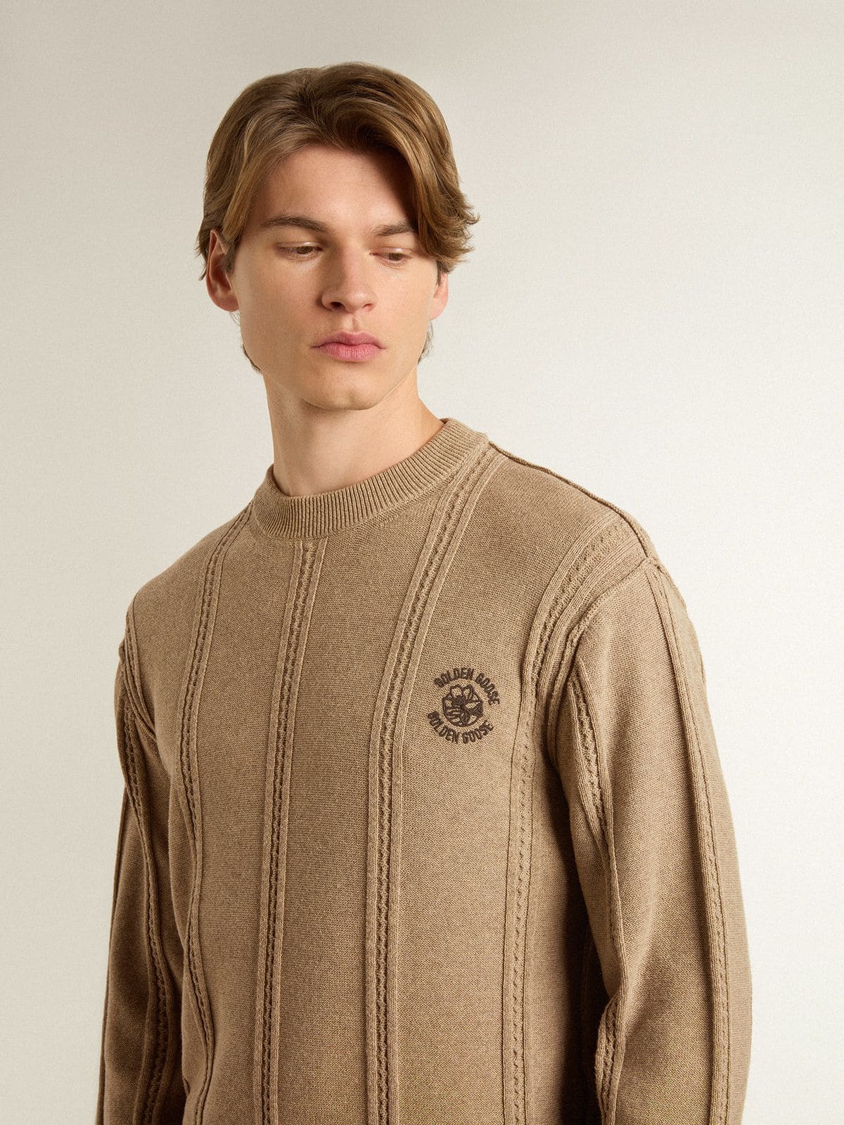 Golden Goose - Maglia color beige da uomo con logo ricamato in 