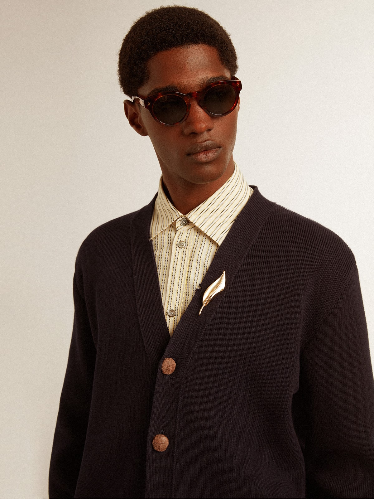 Golden Goose - Golden Collection cardigan in dark blue cotton with a distressed finish in 