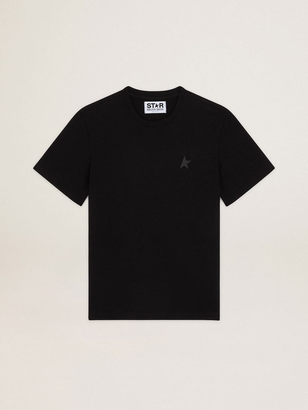 Golden Goose - Camiseta negra de la Colección Star con estrella tono sobre tono en el delantero in 