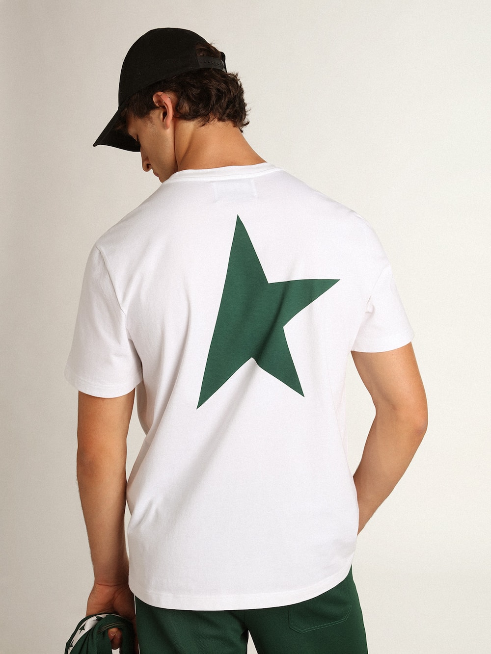 Golden Goose - Weißes Herren-T-Shirt mit Kontrastlogo und Stern in Grün in 