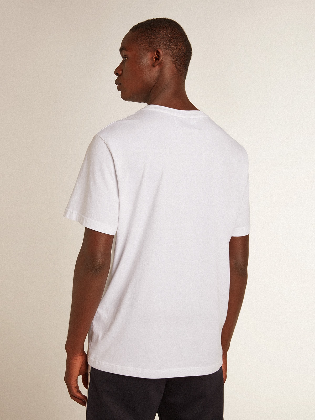 Men’s white T-shirt with dark blue star on the front | Golden Goose