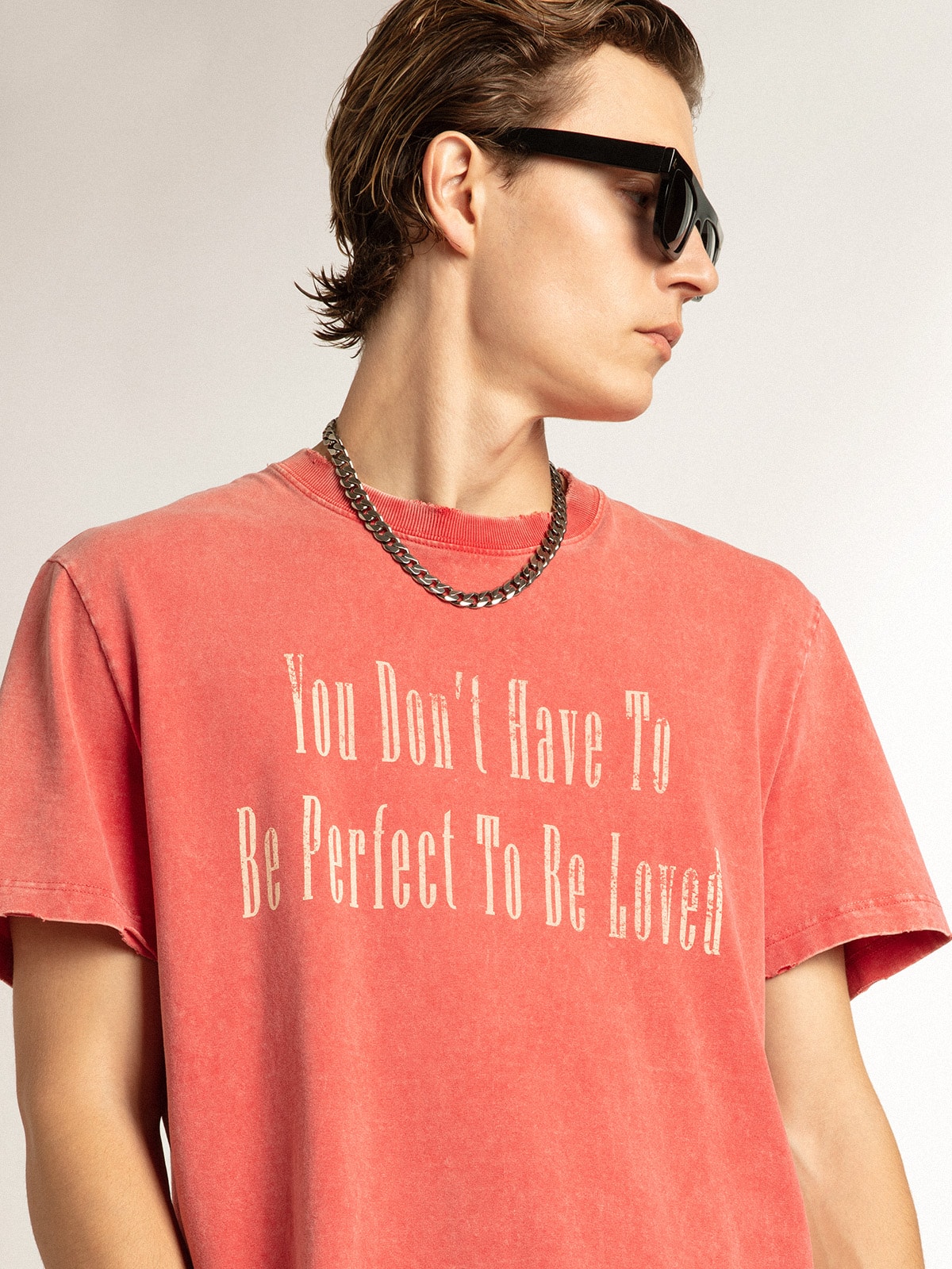 Golden Goose - Red T-shirt with ecru printed lettering in 