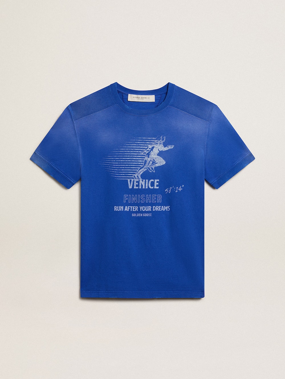 Golden Goose - T-shirt in cotone color blu con poster Marathon sul davanti in 