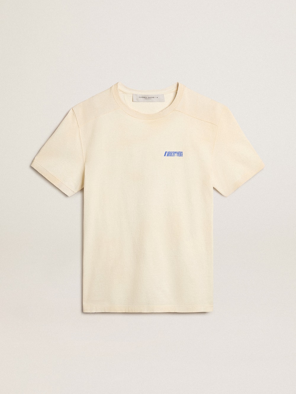 Golden Goose - T-shirt en coton blanc vieilli avec logo Marathon bleu in 