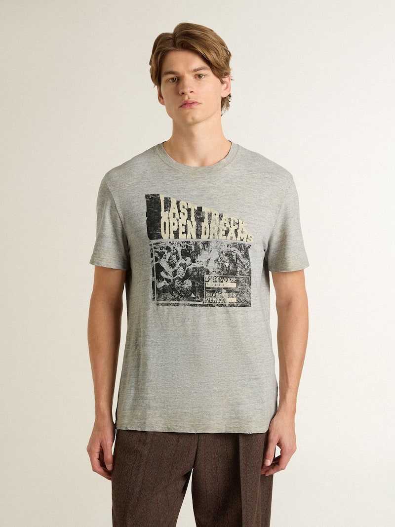 Golden Goose - T-shirt gris pour homme effet vintage avec imprim&eacute; sur le devant in 