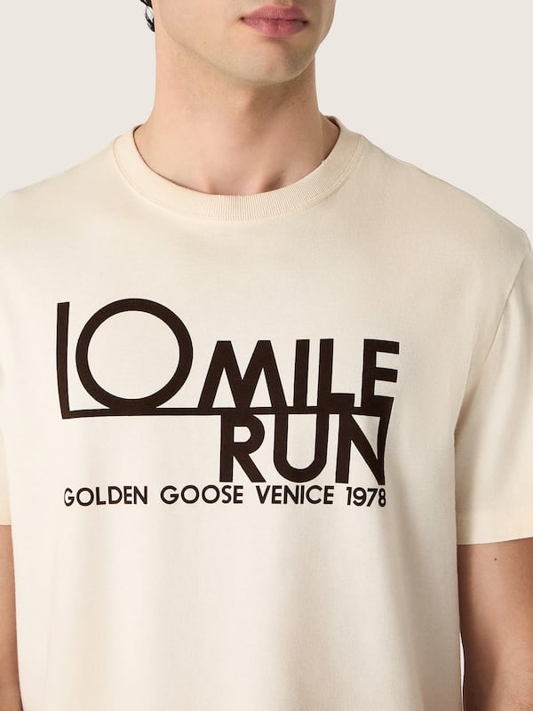 Golden Goose - Camiseta de hombre de algod&oacute;n blanco con logotipo y estampado in 