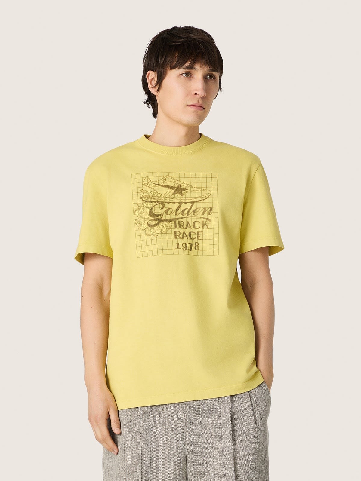 Golden Goose - Camiseta de hombre de algod&oacute;n amarillo con logotipo y estampado in 