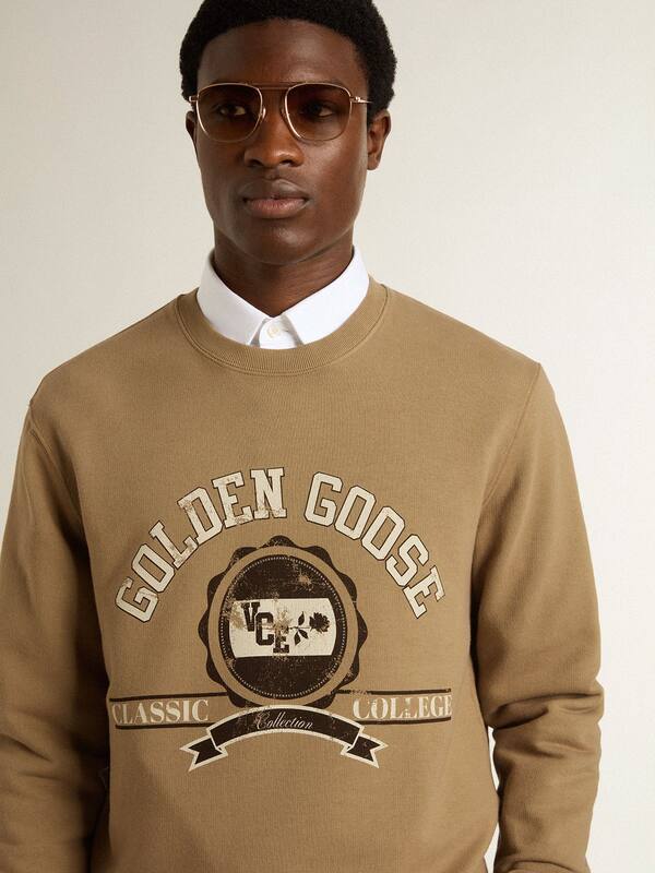 Golden Goose - Men's beige cotton sweatshirt with print on the front in 