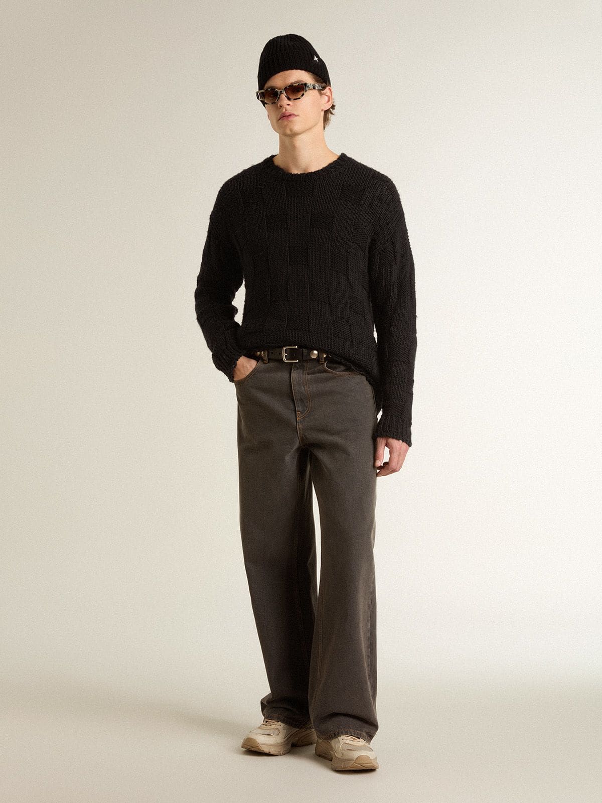 Golden Goose - Men's black wool sweater with a distressed effect in 