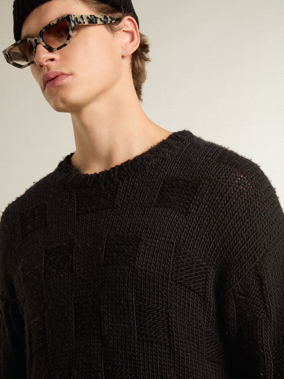 Golden Goose - Men's black wool sweater with a distressed effect in 