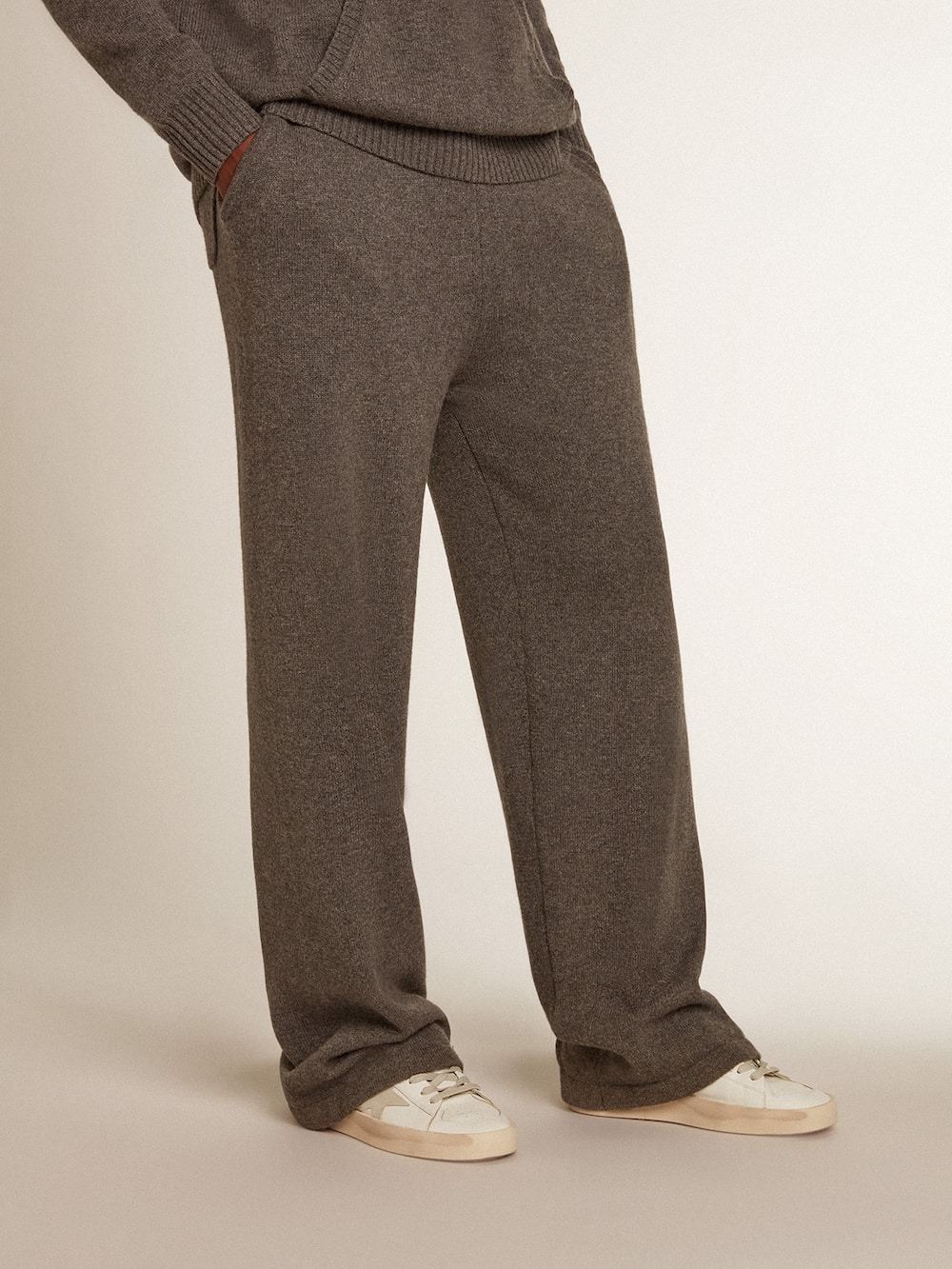 Golden Goose - Pantalón jogger de hombre en mezcla de cachemira color gris jaspeado in 