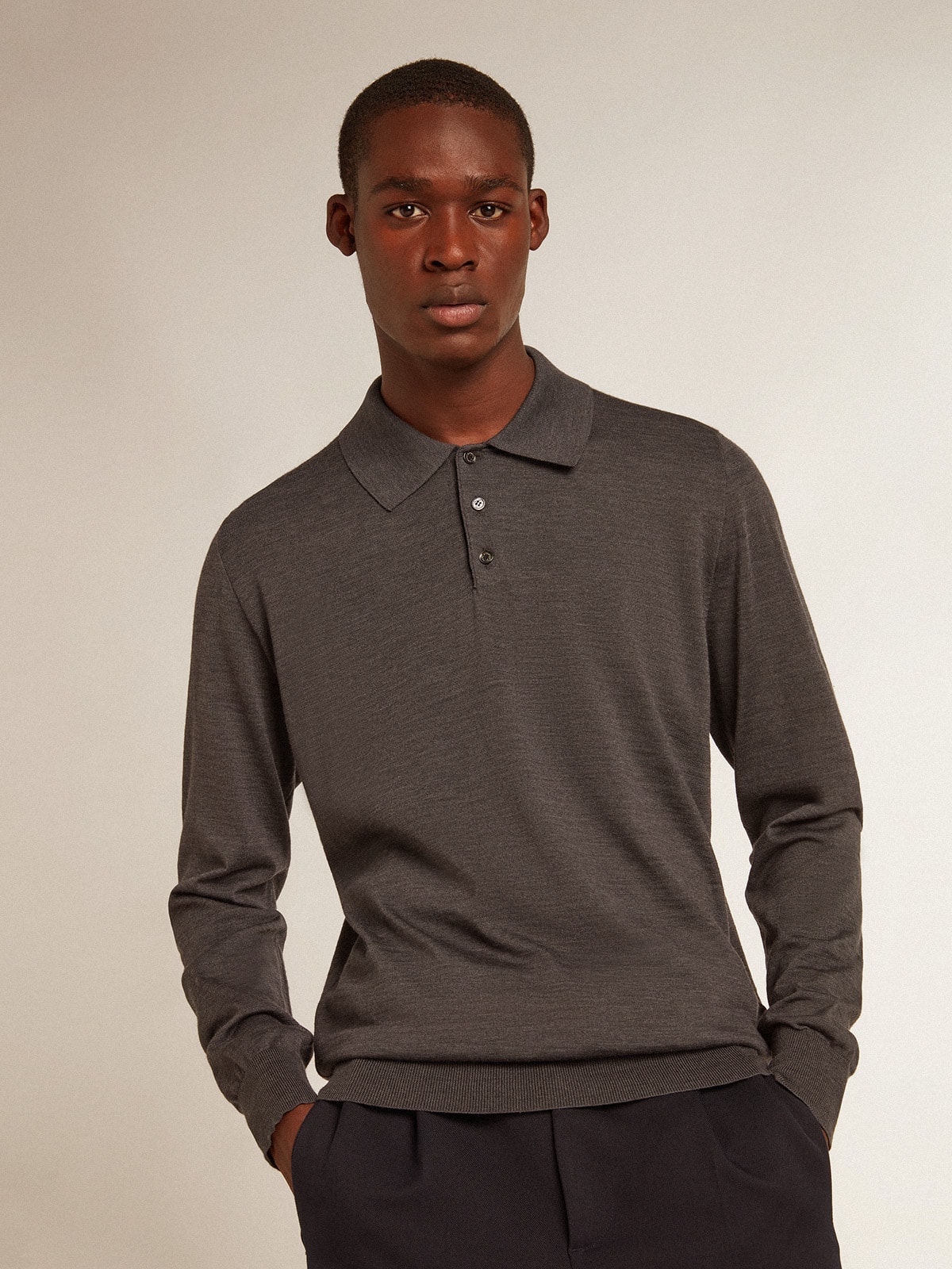 Men’s long-sleeved polo shirt in gray merino wool