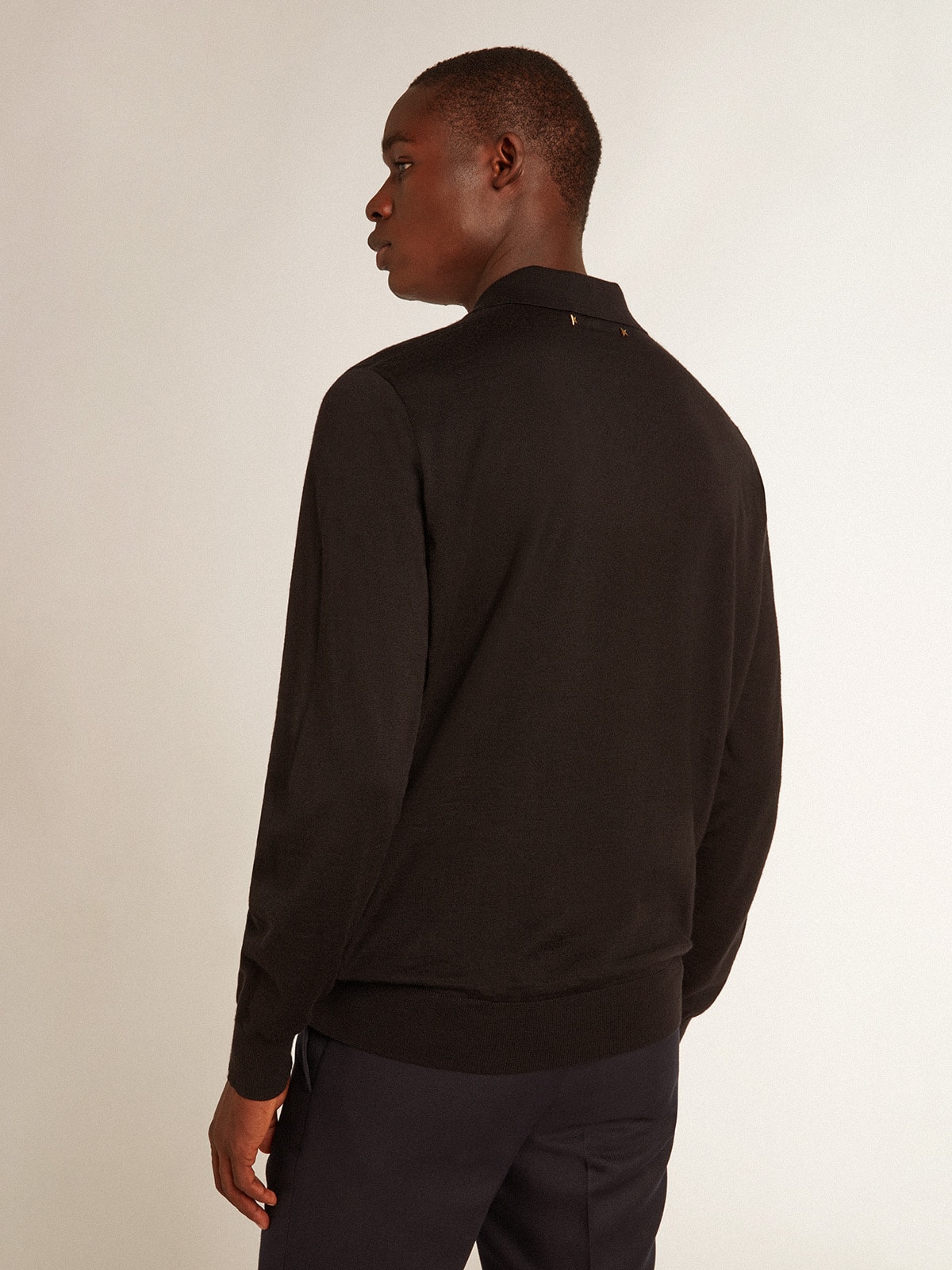 Golden Goose - Polo maniche lunghe da uomo in lana merino di colore nero in 